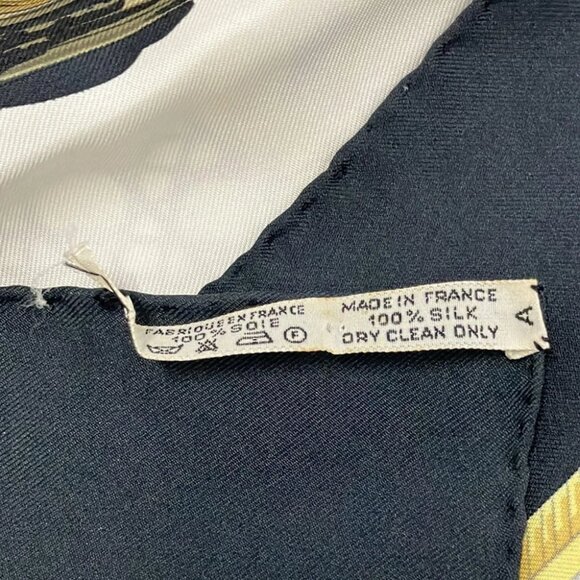 Auth HERMES Carre 90 - White Black Multi Scarf - Picture 2 of 5